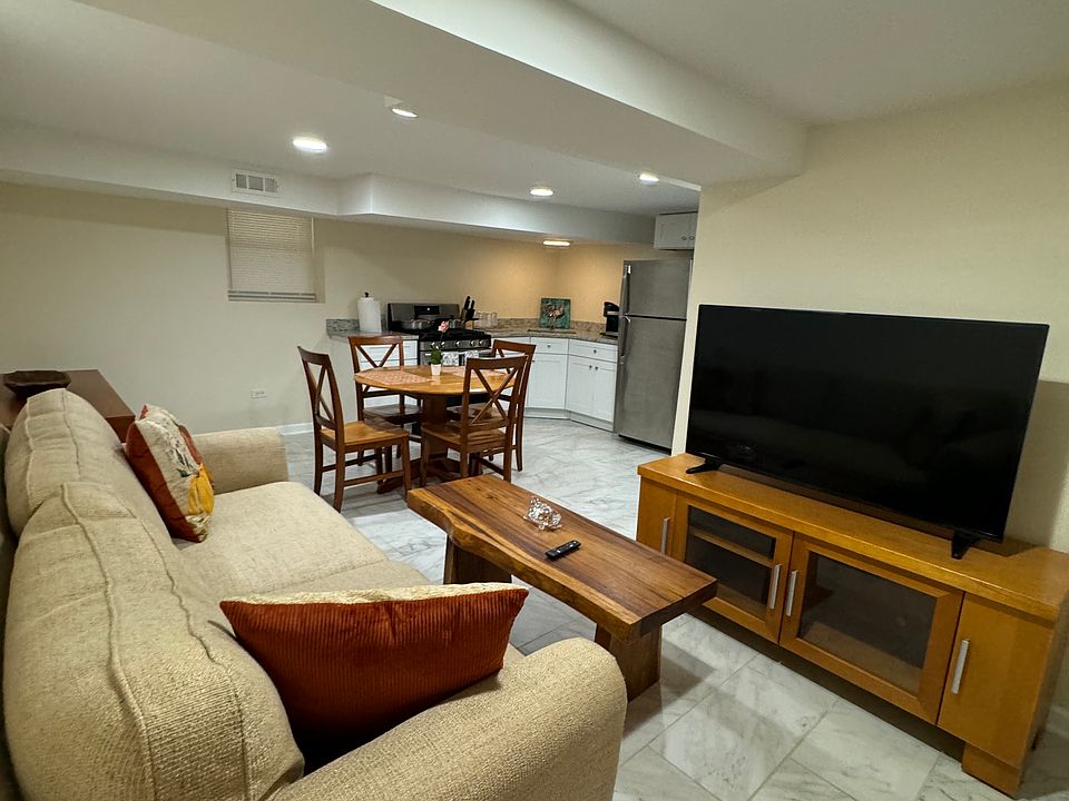 1st image of 2718 W 35th Pl #1