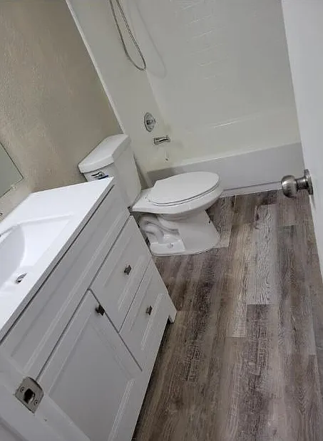 2 bed, 900 sqft, $995 — Photo 3