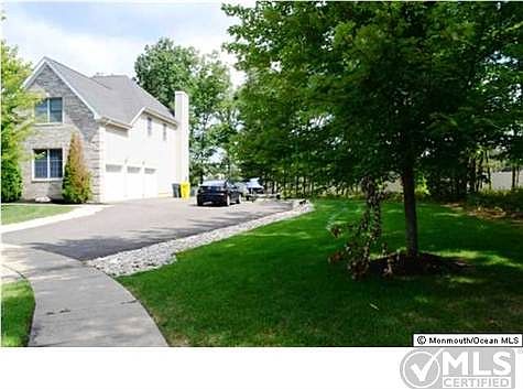3rd image of 13 Salvatore Dr