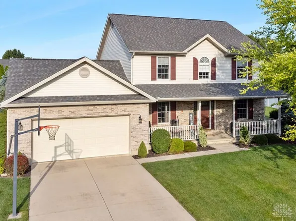 565 Brookmeade Ct, Troy, OH 45373