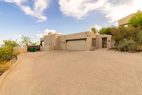 6269 N Paseo Valdear Photo 1