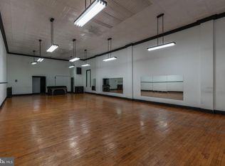 43 S Easton Rd, Glenside, PA 19038