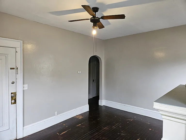 486 Auburn Ave — Photo 7