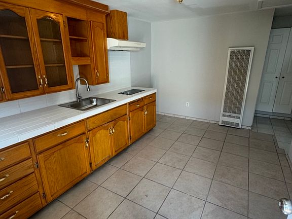 5th image of 421 Nerdy Ave #2