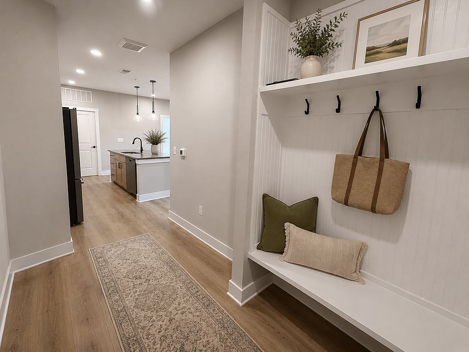1st image of 1459 Tulip Poplar Dr #1205