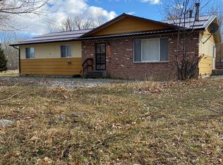 23 Abattoir Rd, Absarokee, MT 59001