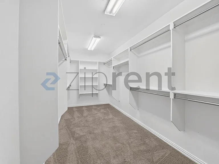 205 Somerset Dr — Photo 25
