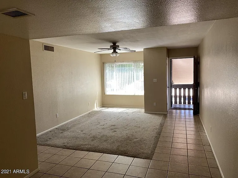 1927 E Hampton Ave #206 — Photo 4