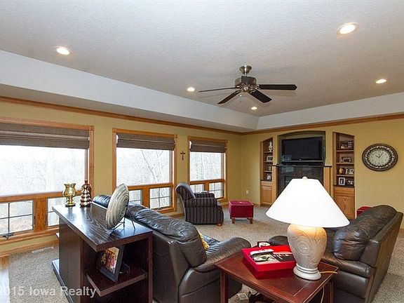 5th image of 1903 SW Tanglewood Ct