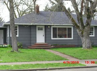 940 Laurelhurst Dr, Eugene, OR 97402