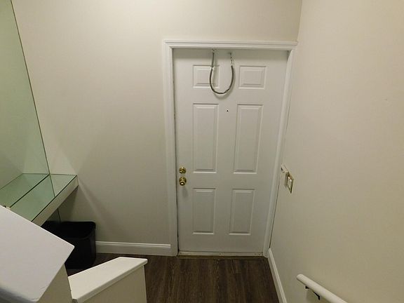 4th image of 6630 Via Regina