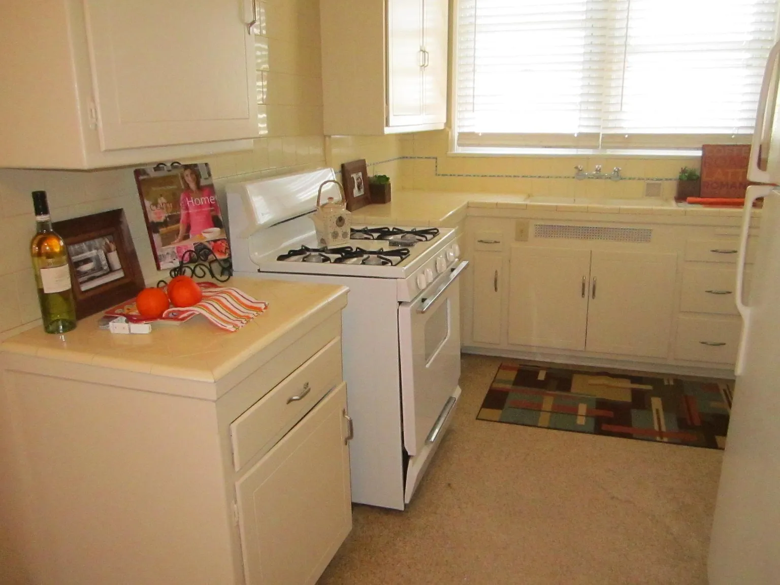 1 bed, 800 sqft, $1,895 — Photo 4