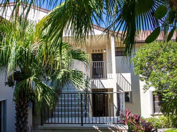 3242 Jog Park Drive, Greenacres, FL 33467