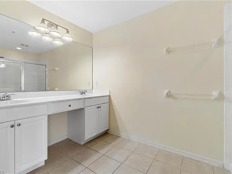 15734 Marcello Cir — Photo 12