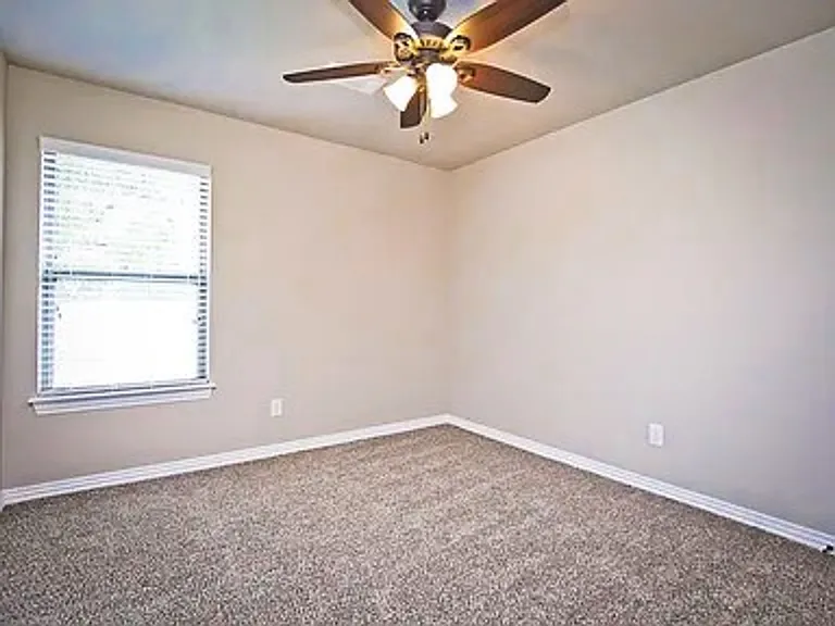 1700 S Dixieland Rd #115 — Photo 5