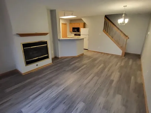 1325 SE Delaware Ave APT 1, Ankeny, IA 50021