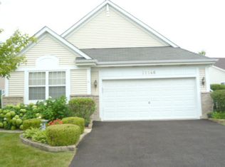 21546 W Chestnut Ln, Plainfield, IL 60544