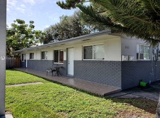 801 NW 9th St, Hallandale Beach, FL 33009