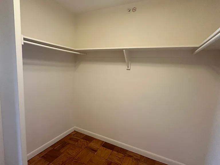 77 Monmouth St #105 — Photo 10
