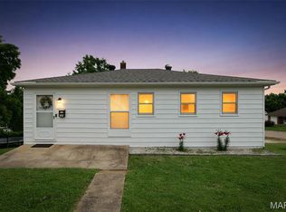 900 Williams St, De Soto, MO 63020
