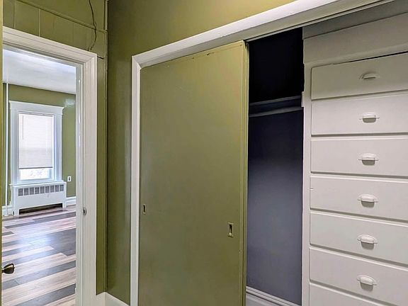 5th image of 209 S 13th Ave #2