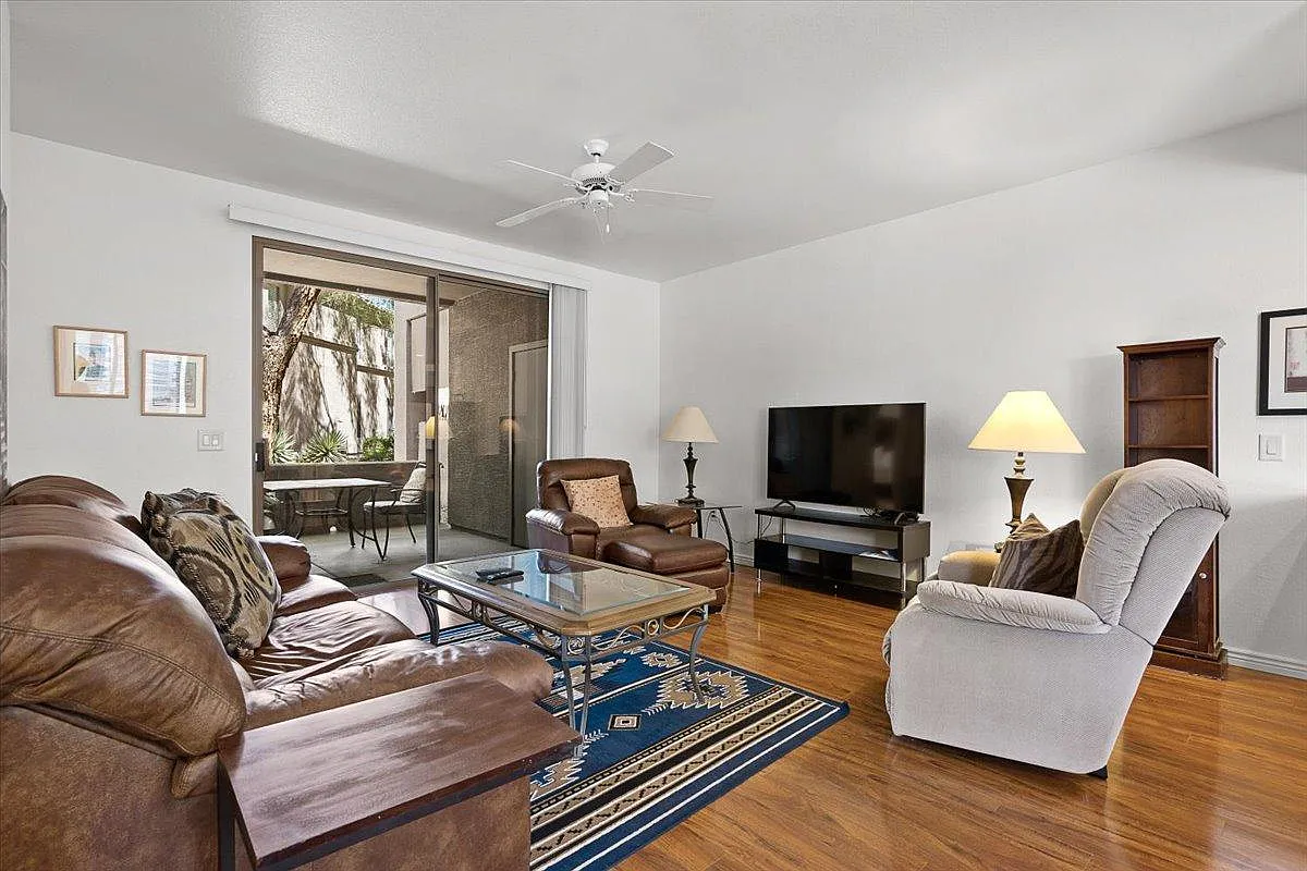 2 bed, 1154 sqft, $1,800 — Photo 4