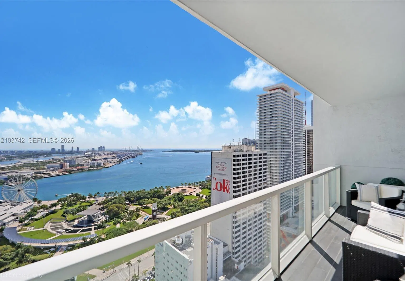 Vizcayne South Condo — Photo 2