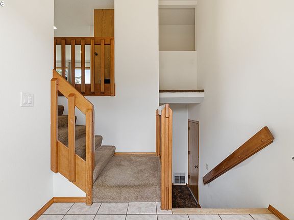 4th image of 12073 SE 116th Ct