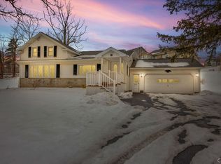 3759 Warners Rd, Syracuse, NY 13209