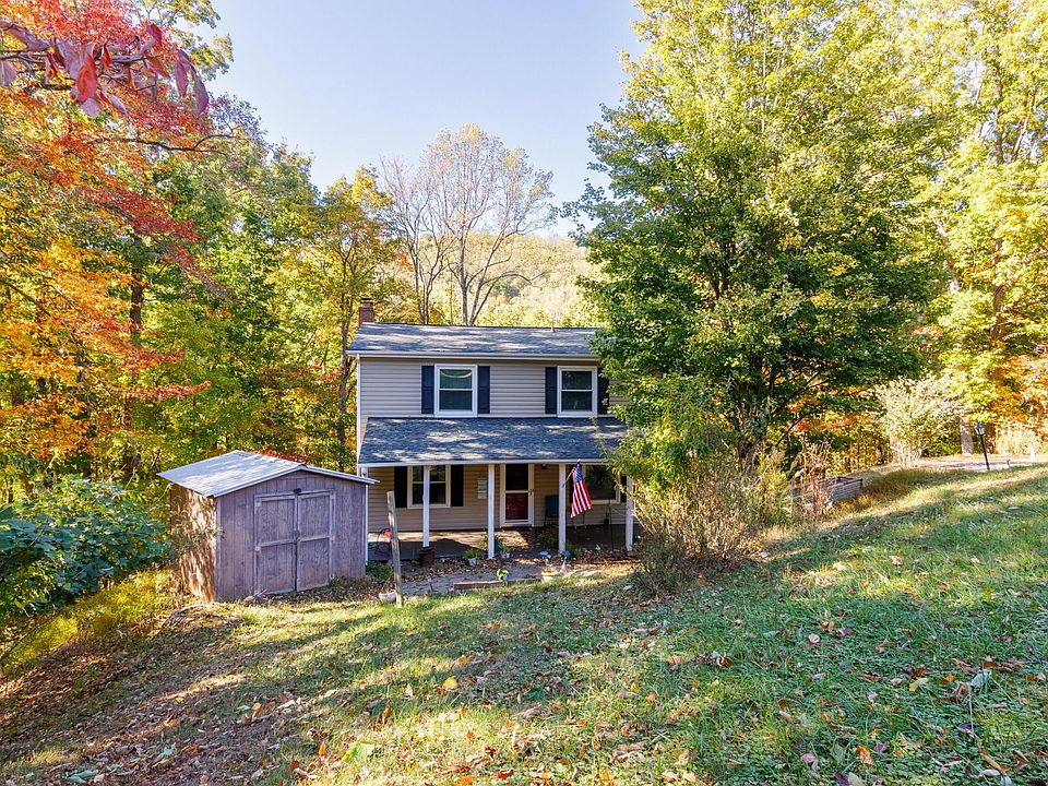 1st image of 200 Cascade Dr