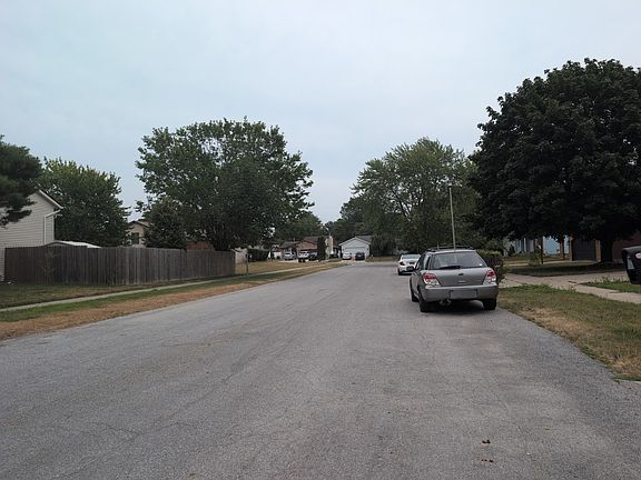 4th image of 2620 Brier Creek St SE