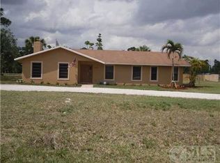 16745 E Yorkshire Dr, Loxahatchee, FL 33470