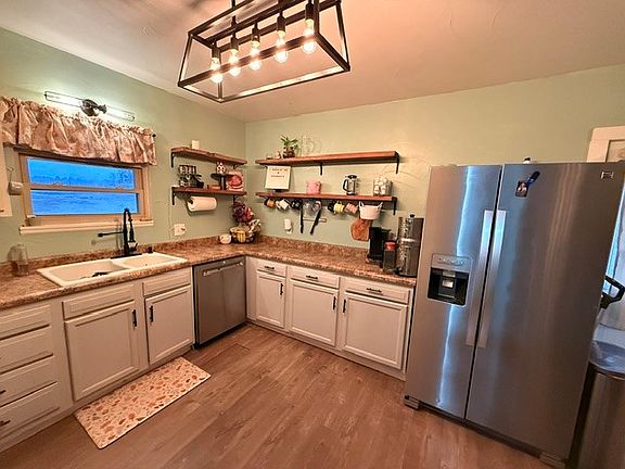 5th image of 6814 Estes Rd