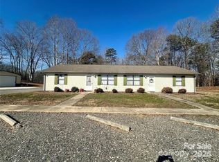 105 Whippoorwill Ridge Dr, Lincolnton, NC 28092