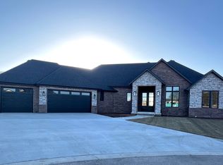 4446 E Lancaster Way, Springfield, MO 65802