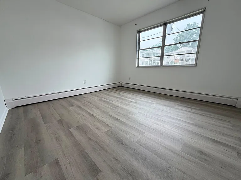 18 Fairview Dr #3 — Photo 16