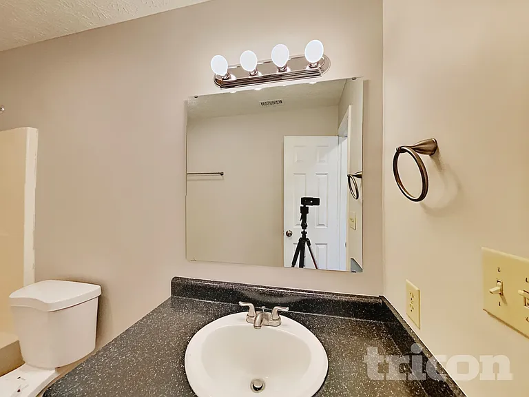 2607 Cooper Pointe Cir — Photo 14