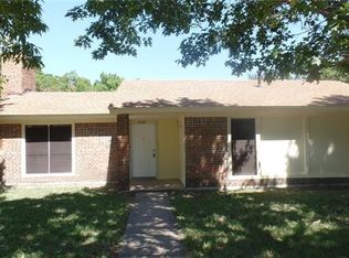 2330 Phoenix Dr, Garland, TX 75040