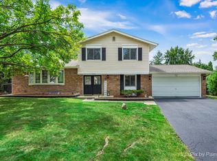 723 Dorchester Dr, Bolingbrook, IL 60440