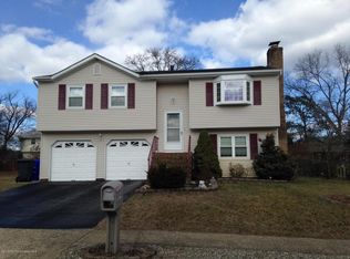 104 Marilyn Dr, Brick, NJ 08723
