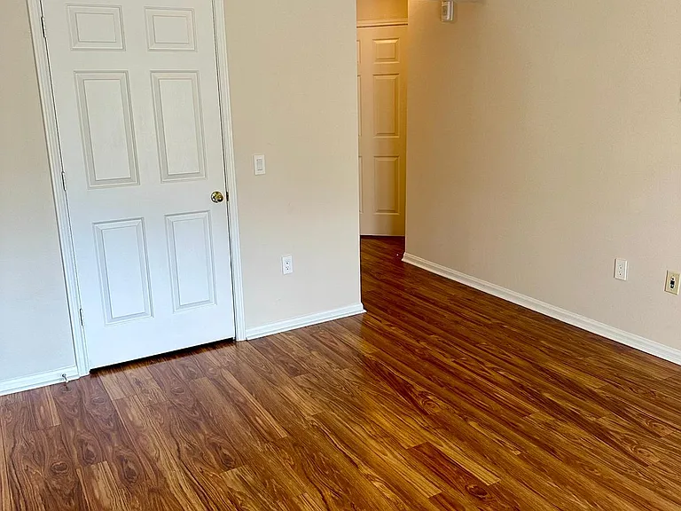 229 Longview Ave #5301 — Photo 15