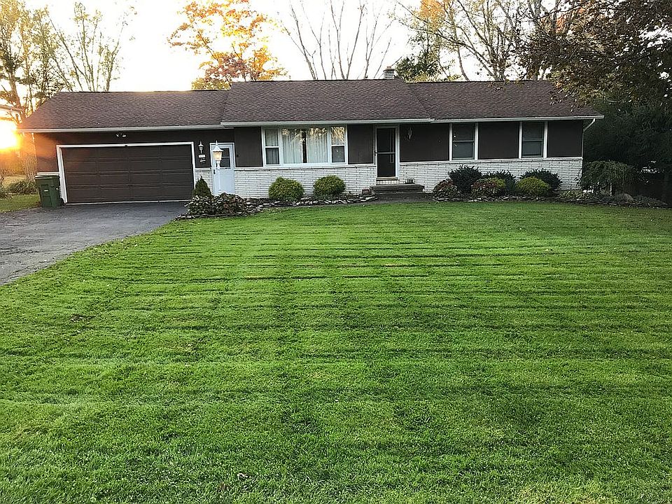 1st image of 6690 Woodland Dr