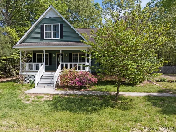 12581 Dogwood Trl, Gloucester, VA 23061