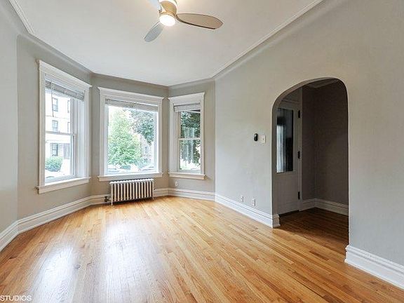 2nd image of 3743 N Magnolia Ave APT 1F