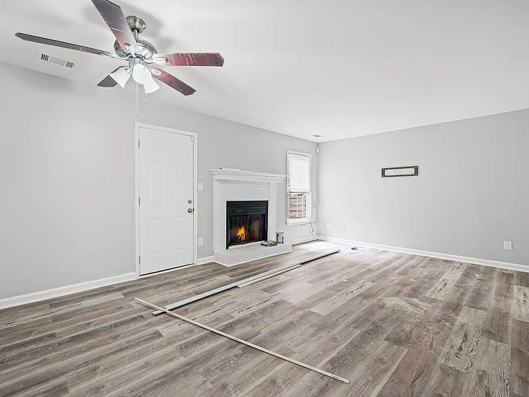 8066 Woodlake Dr — Photo 7