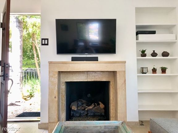4th image of 6605 Iris Dr
