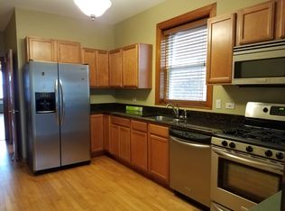 2231 W Huron St #1, Chicago, IL 60612