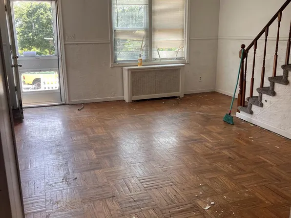 4622 H St, Philadelphia, PA 19124