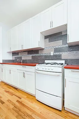 Rented by Nooklyn NYC LLC | media 12