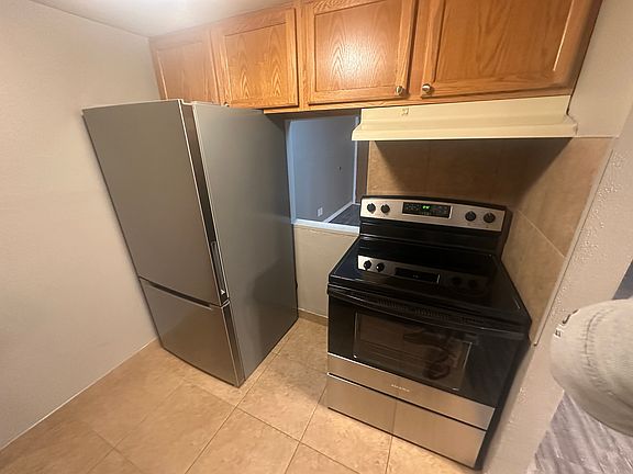 3rd image of 2979 W Cannes Dr #36